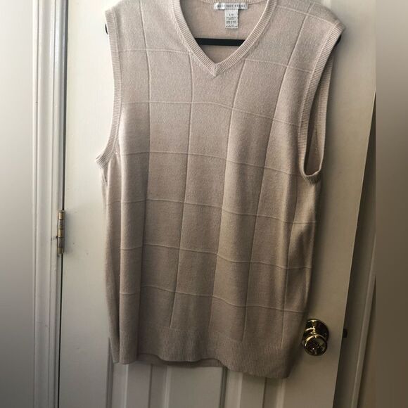 2/$10 Geoffrey Beene Mens Vest Size L - Picture 1 of 4